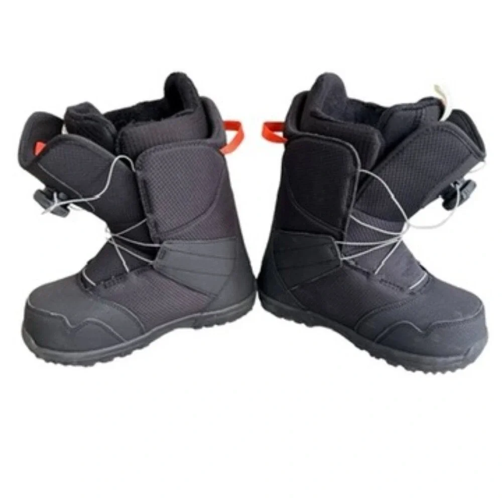 2023 Burton Kids Zipline BOA Snowboard Boots Size 5K Black